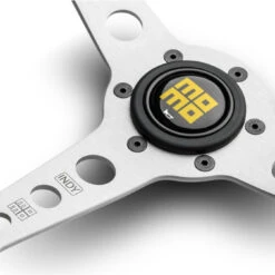 Volant MOMO INDY HERITAGE Argent -Default Template 2 steering wheel momo indy heritage silver 2 1